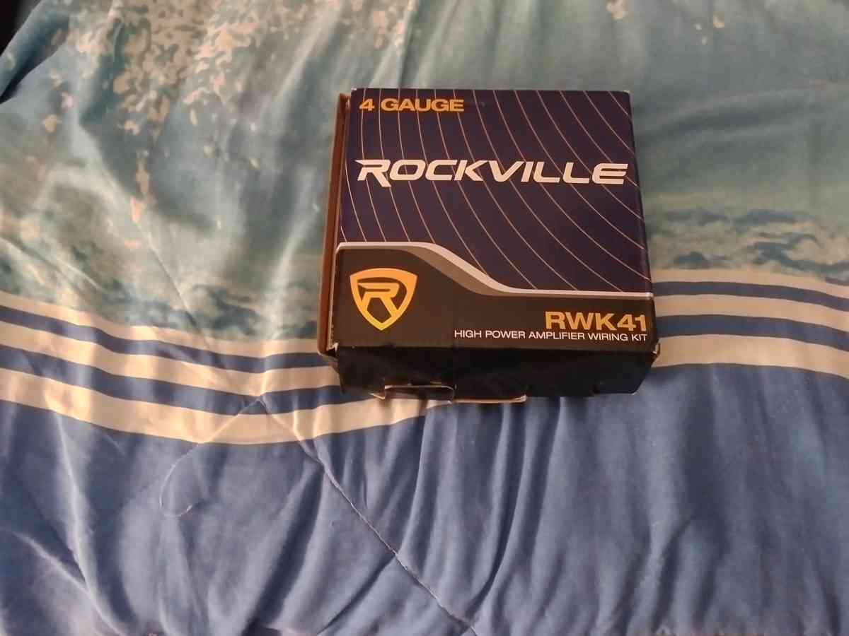 Rockville 2000 Watt Amp And Rockville 4 Gauge Wire Kit