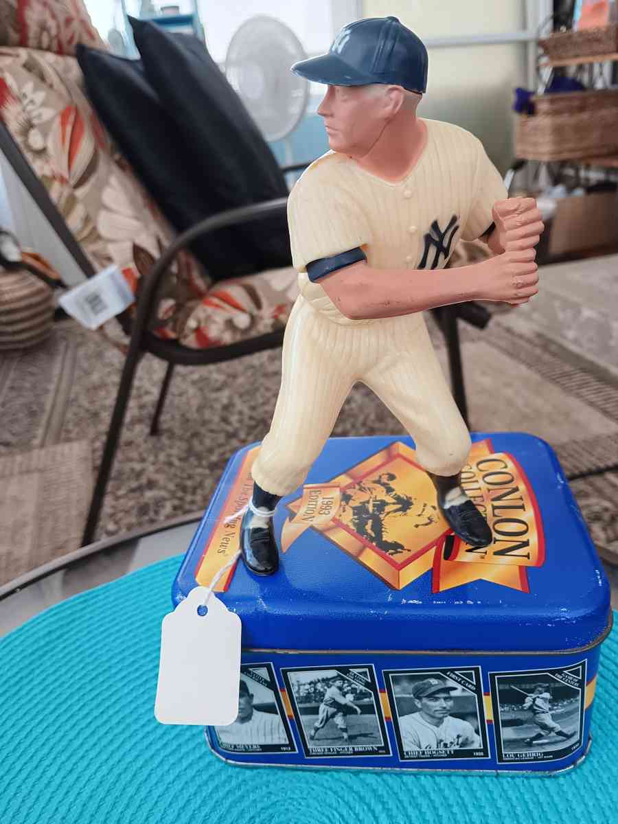 Mickey Mantle Hartland vintage doll 45s cards baseball