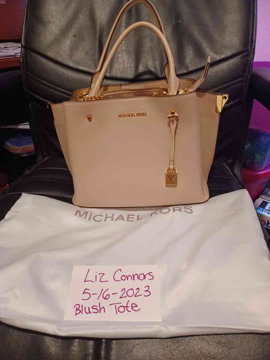 Michael Kors Tote