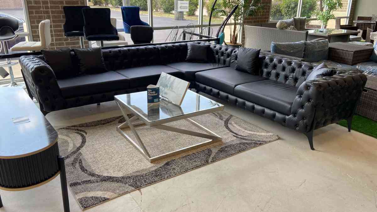SPECIAL PRICE ONLY ON THIS MONTH pandora blck  sectional sla