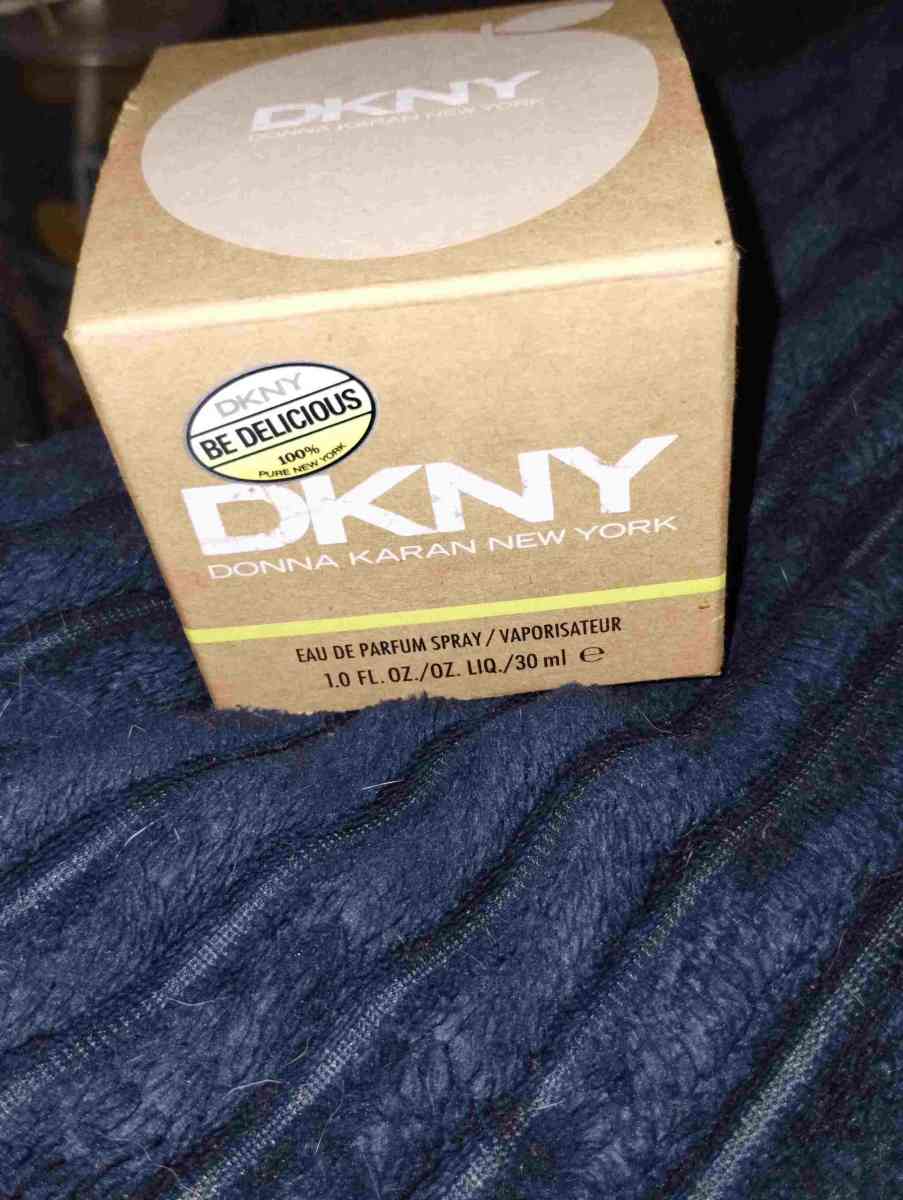 DKNY woman perfume