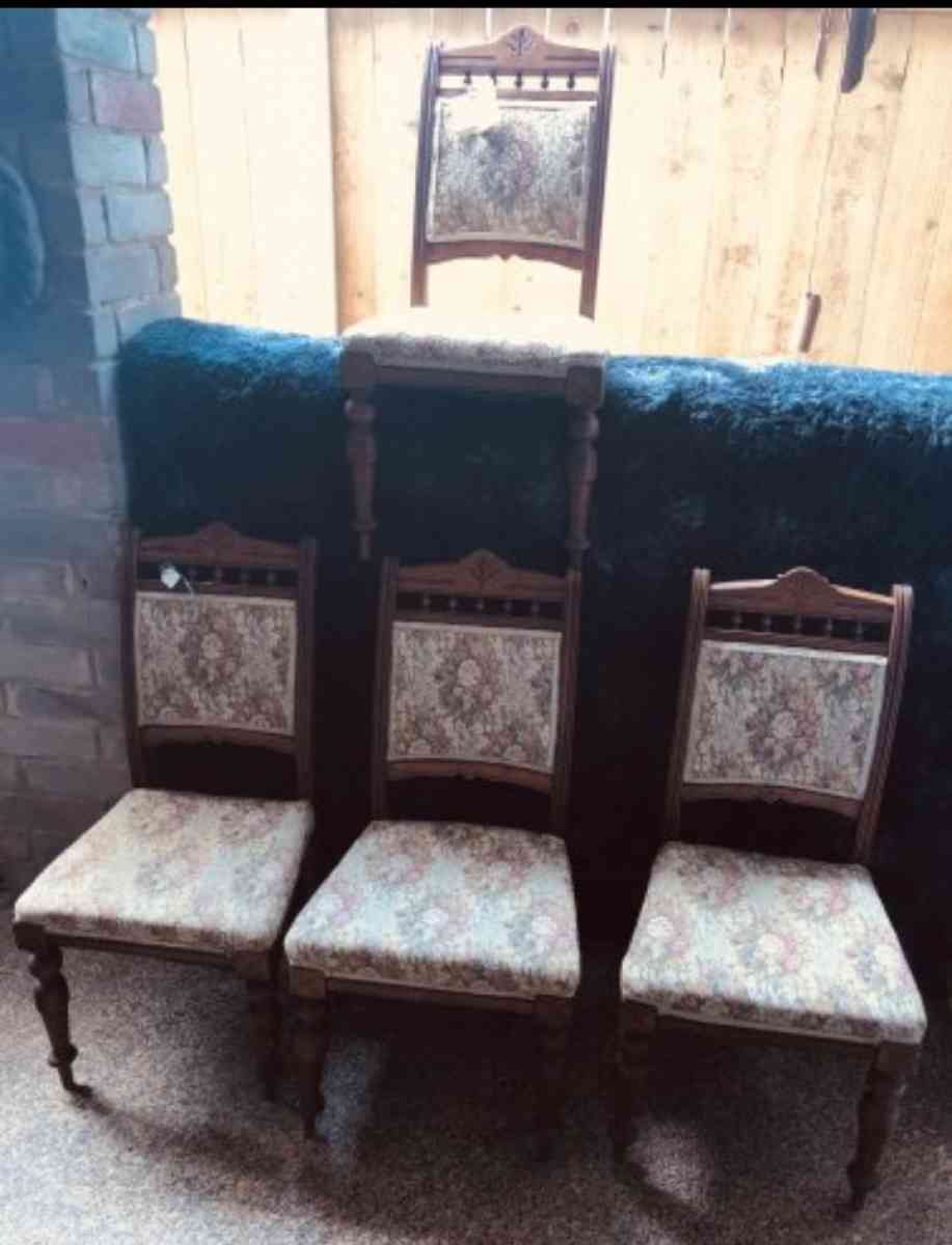 antique victorian late 1800s chairs  set of 4