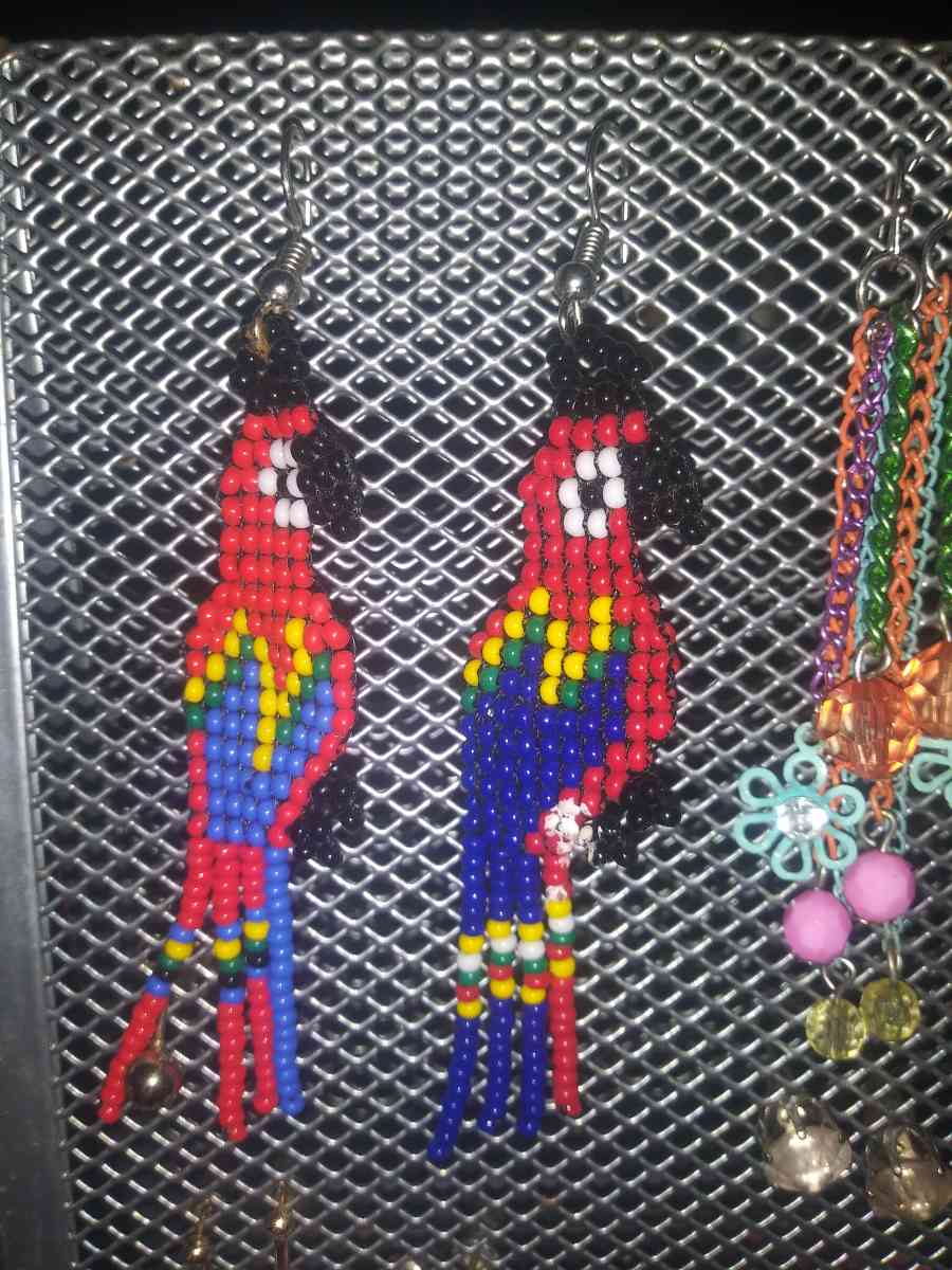 parrot beefed earrings