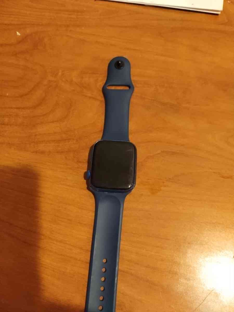 Im a smartwatch its regular smartwatch not an apple not a