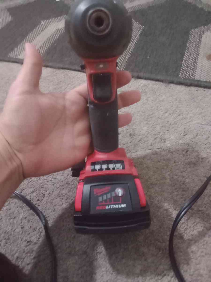 Milwaukee hex hydraulic driver and hex driver