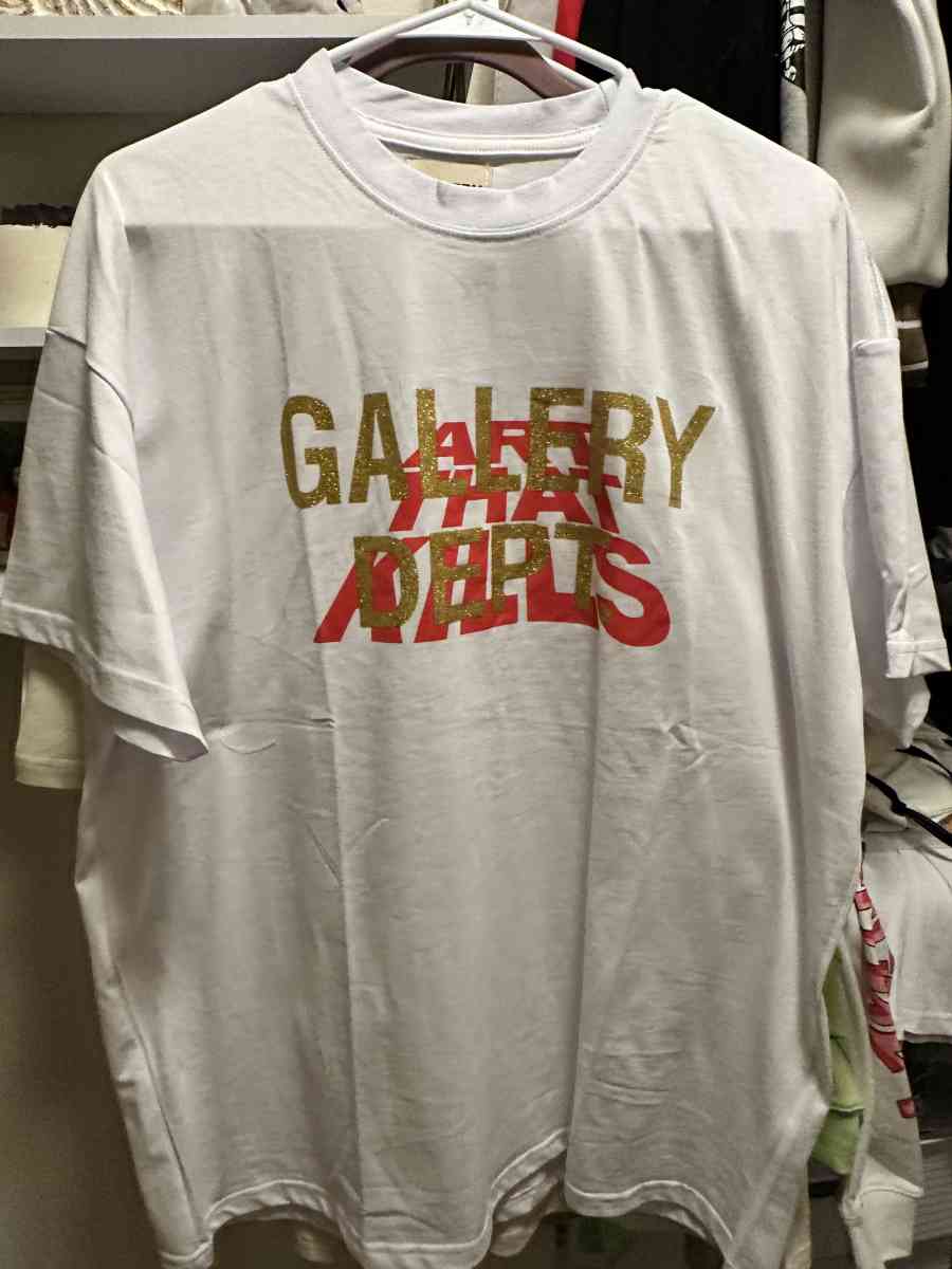 Gallery T SHIRTS