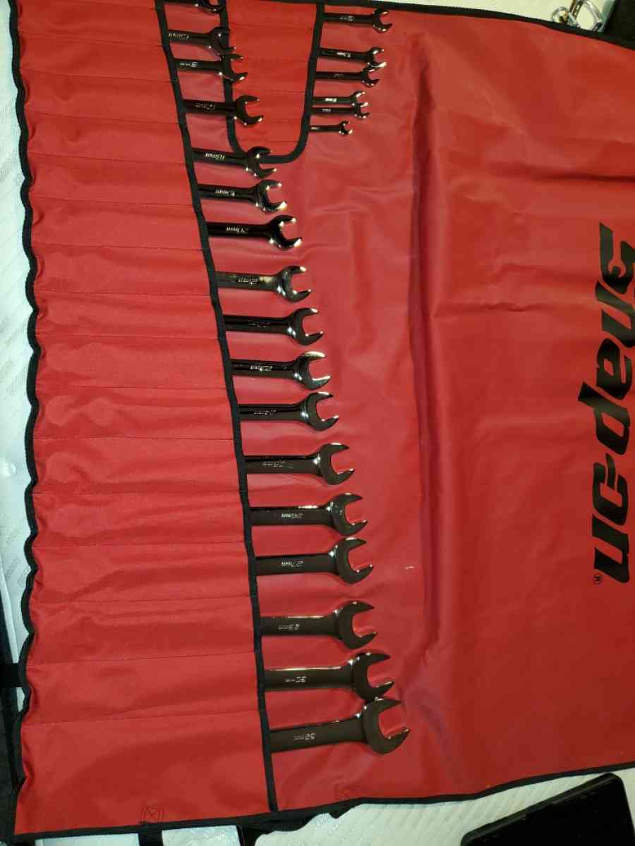 23 Piece Snap On Wrenches
