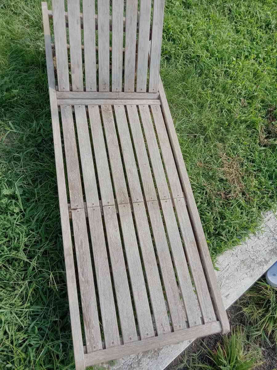 3 Antique Pool Patio Lounge Chairs