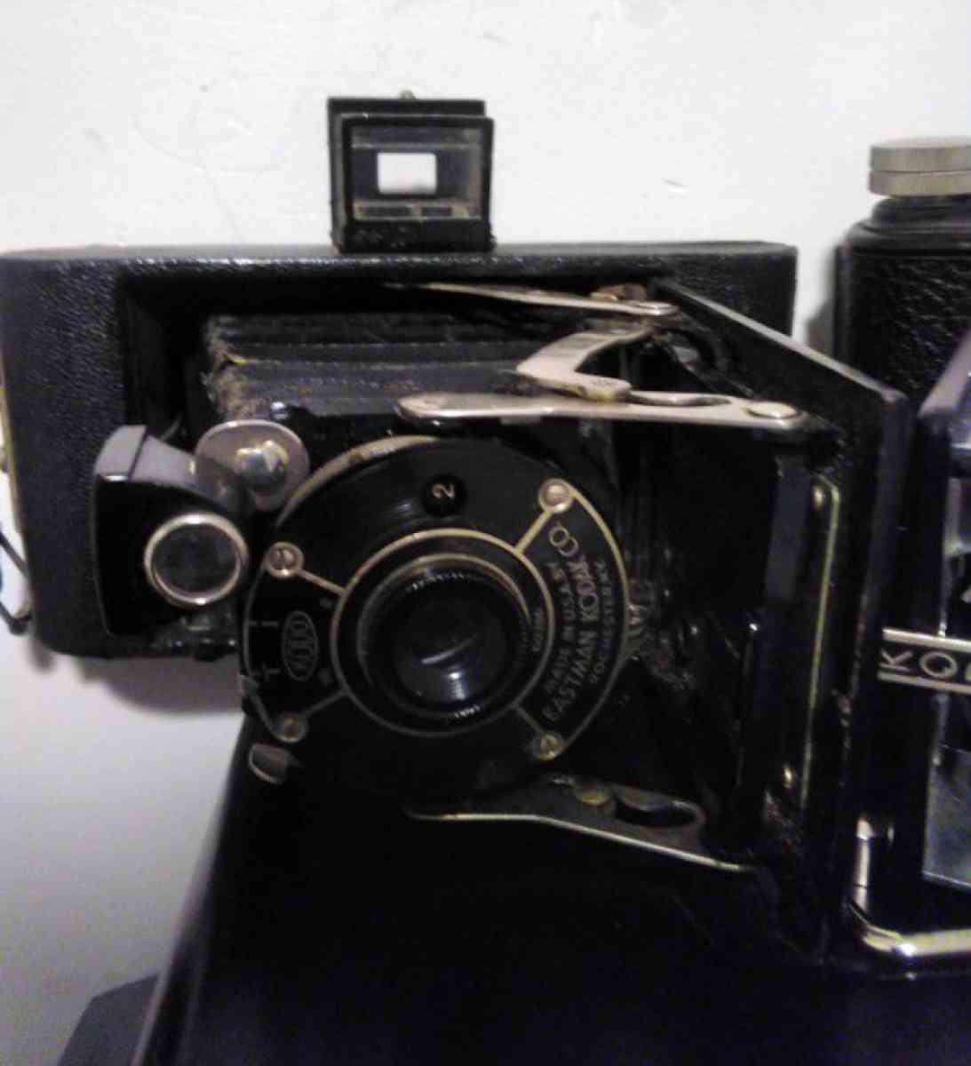 antiques camera  great shape pick up