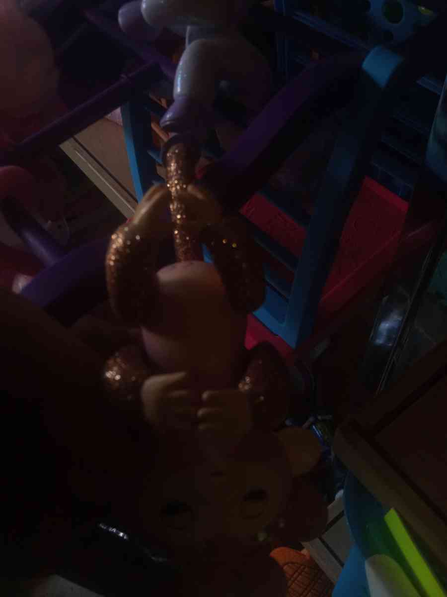 fingerlings 5 dollars  each