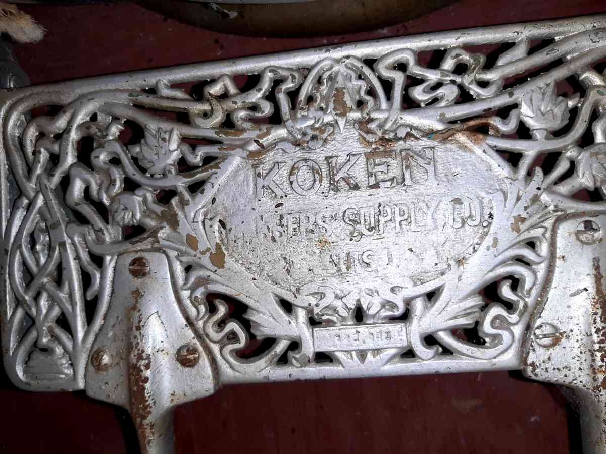 Very Rare 1920s Koken barbers chair