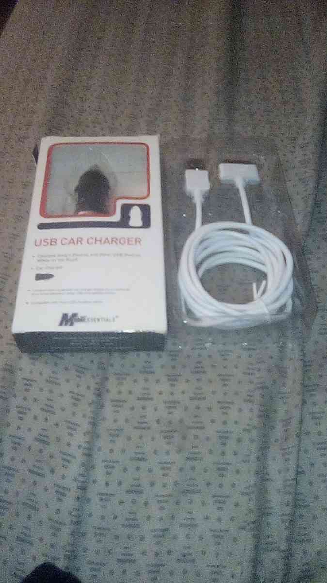 Old iphone ipad and ipod cable cord with car charger