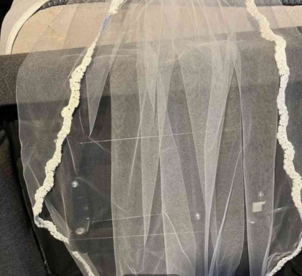 pearl and Bead Davids Bridal Veil