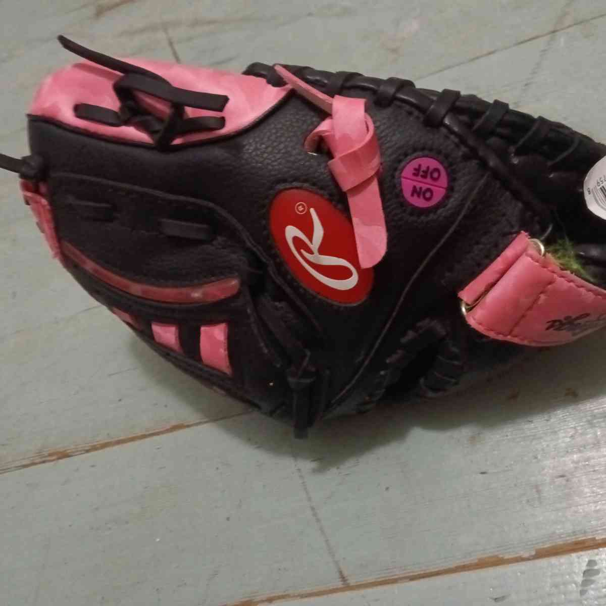 pink softball glove