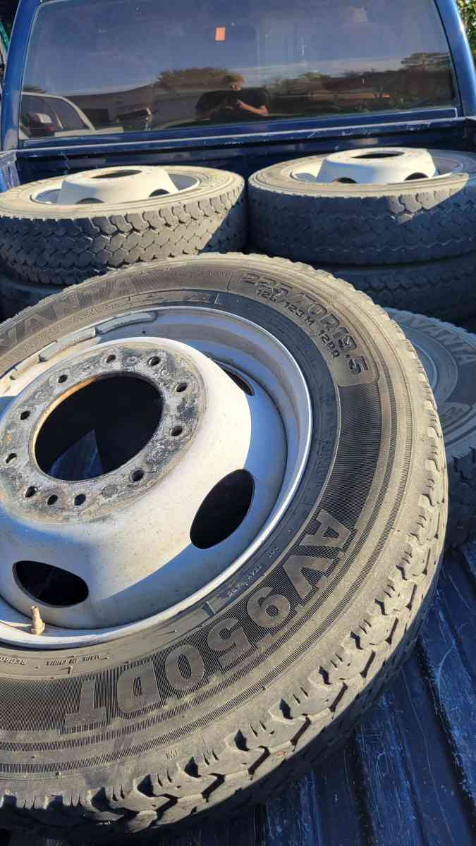 225 70R 19 5 F450 OEM wheels and good tires