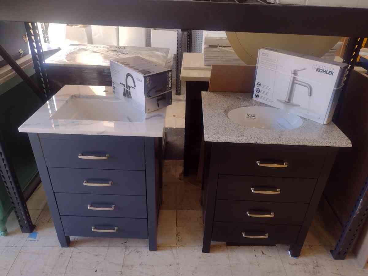 END OF SUMMER BLOWOUT LIQUIDATION - Middlesex, New Jersey - FleaMarketBay