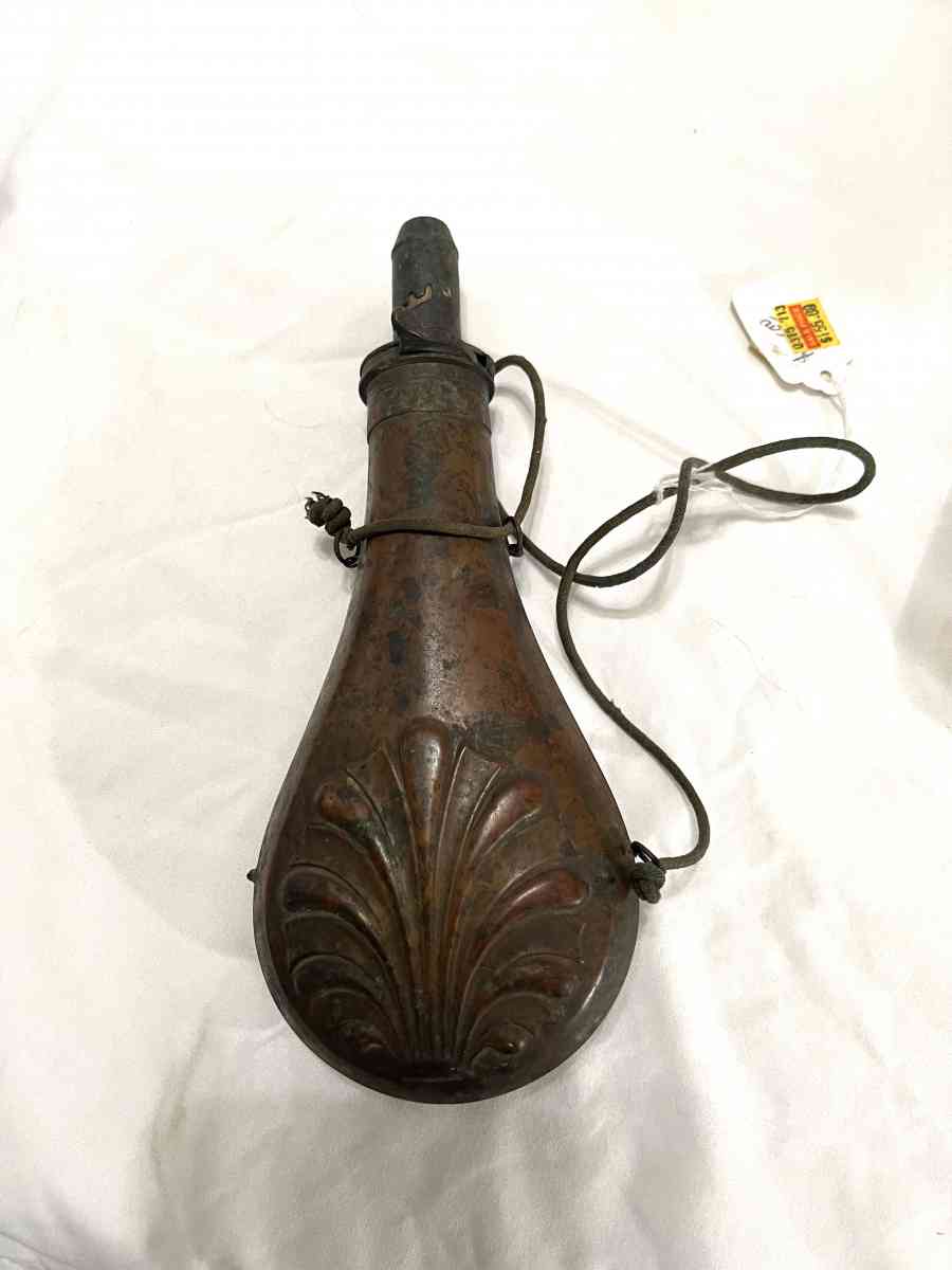 antique 1840s flasks  and powder horns
