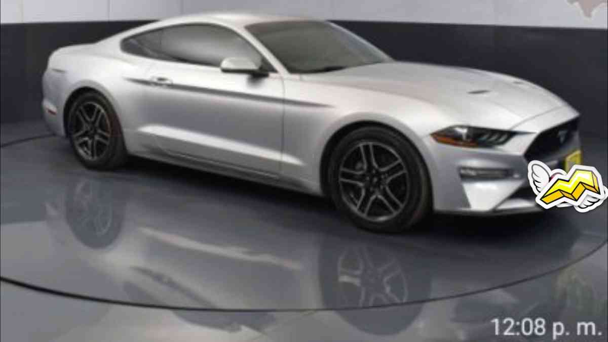 2019 Ford MustangEcoBoost Coupe Millas 40k