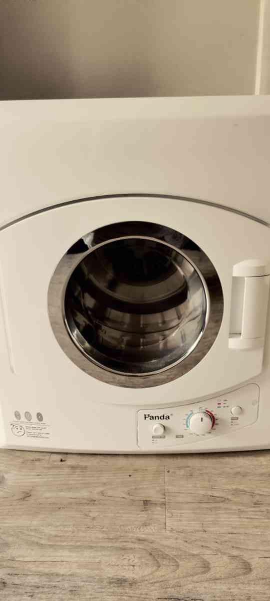 Panda 35 cuft Compact Portable Laundry Dryer PAN60SF 13lbs C