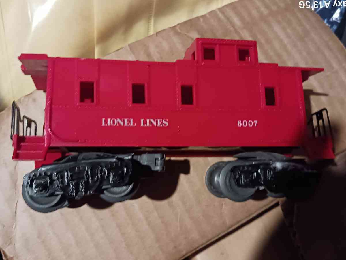 Lionel train cars and engine