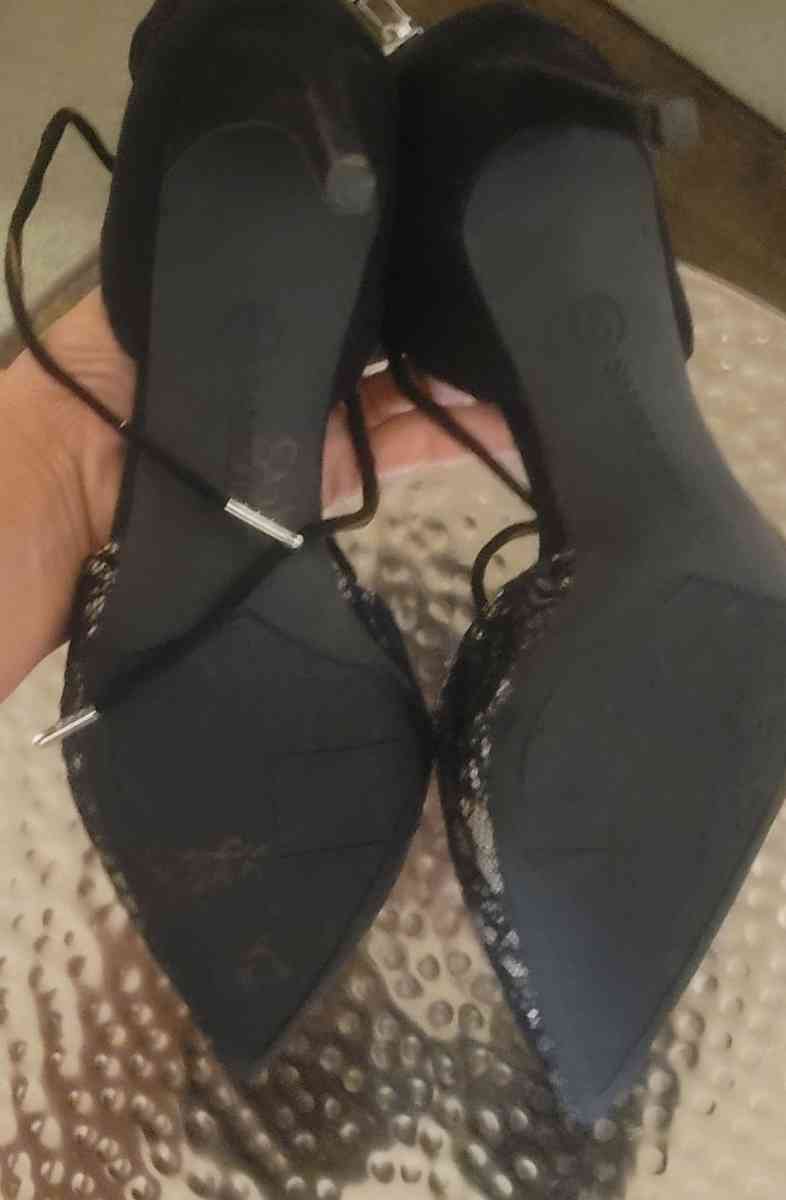 Sam and Libby black lace heels sz 9 womens
