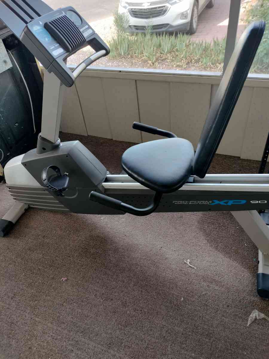 pro form px90 exercise bike w built in training programs
