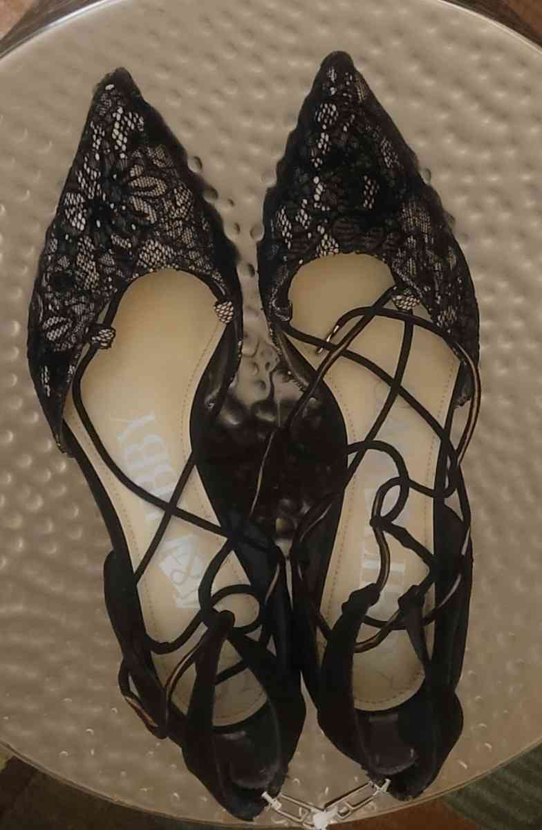 Sam and Libby black lace heels sz 9 womens