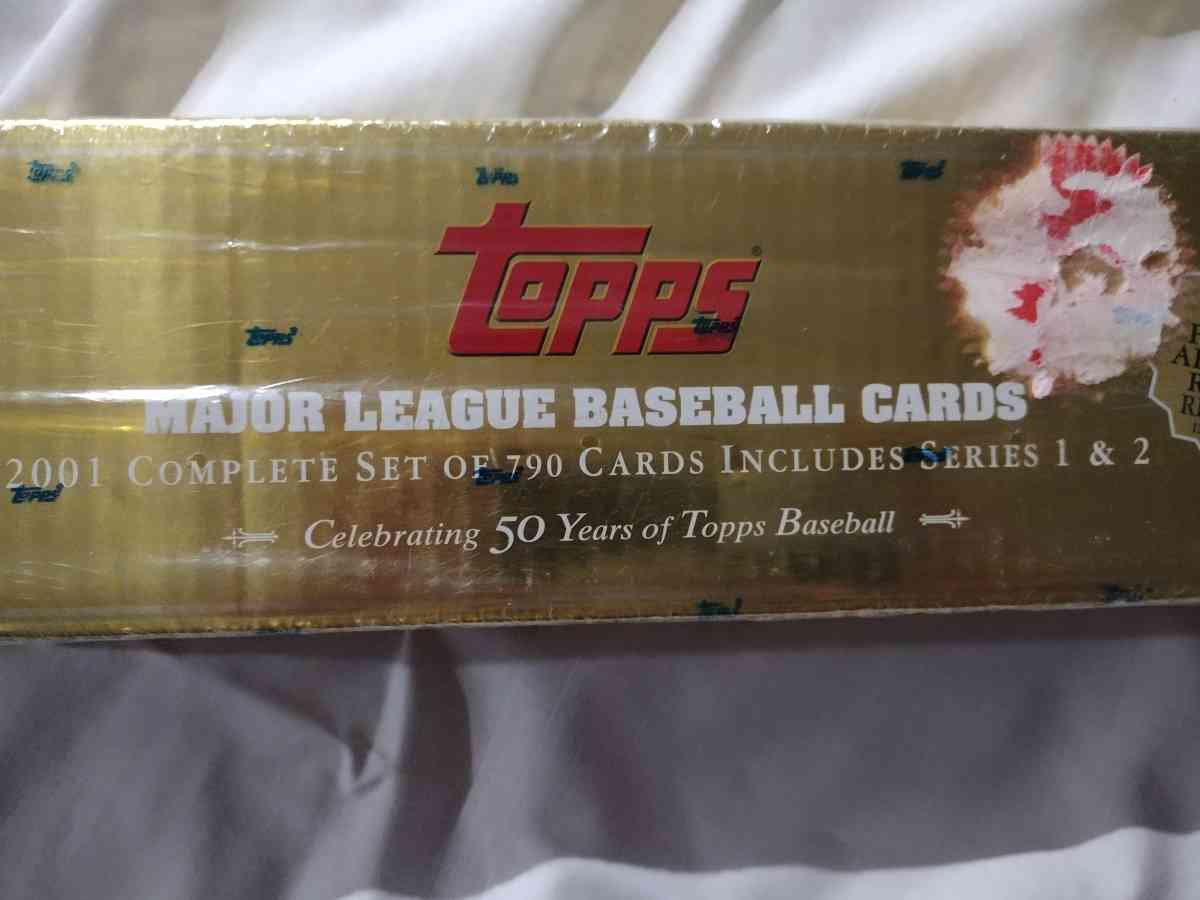 Topps 2001 Major League Baseball Cards Series 1  2 Sealed Bo