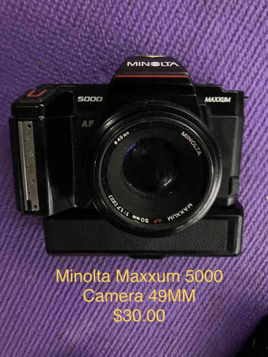 49 MM Milnota Camera