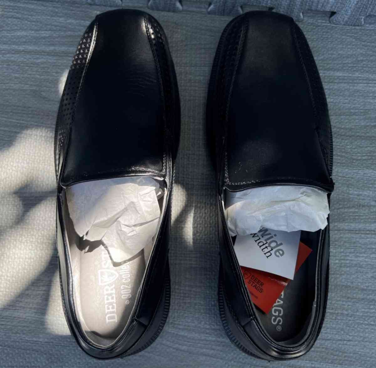 mens loafers size 9W