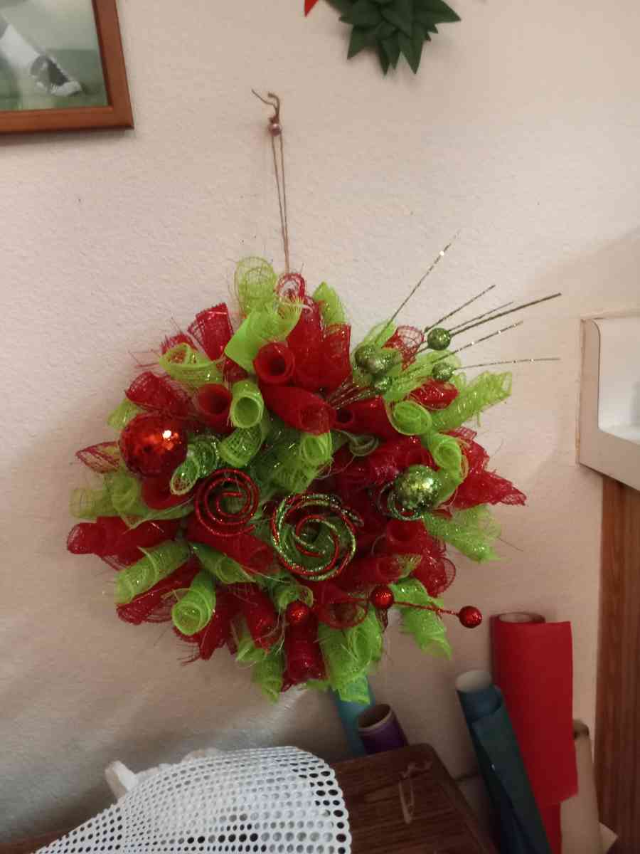 Holiday wreaths