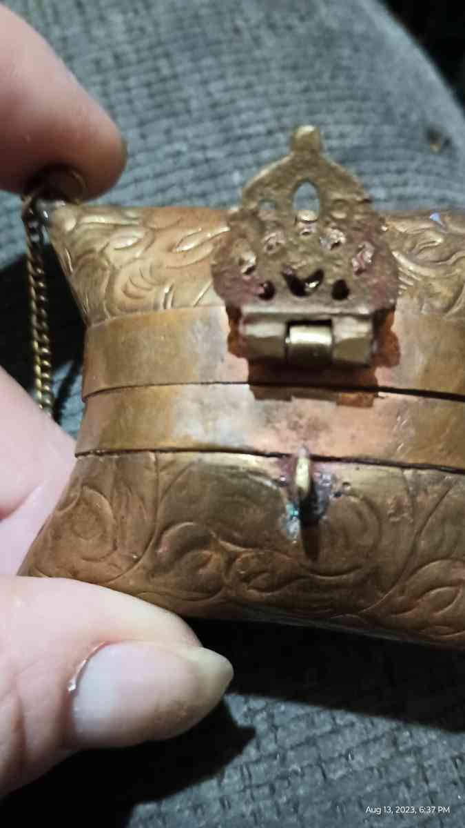 vintage brass n copper coin purse