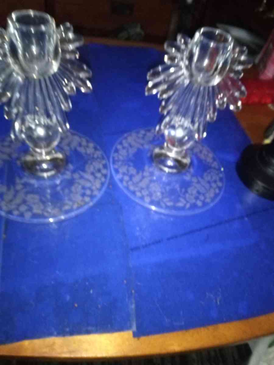 Pair of New Martinsville meadow etch Candleholders
