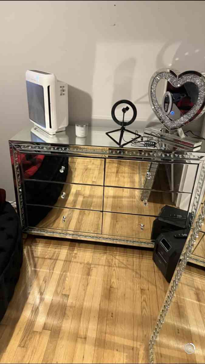 glass mirrored dresser with lights