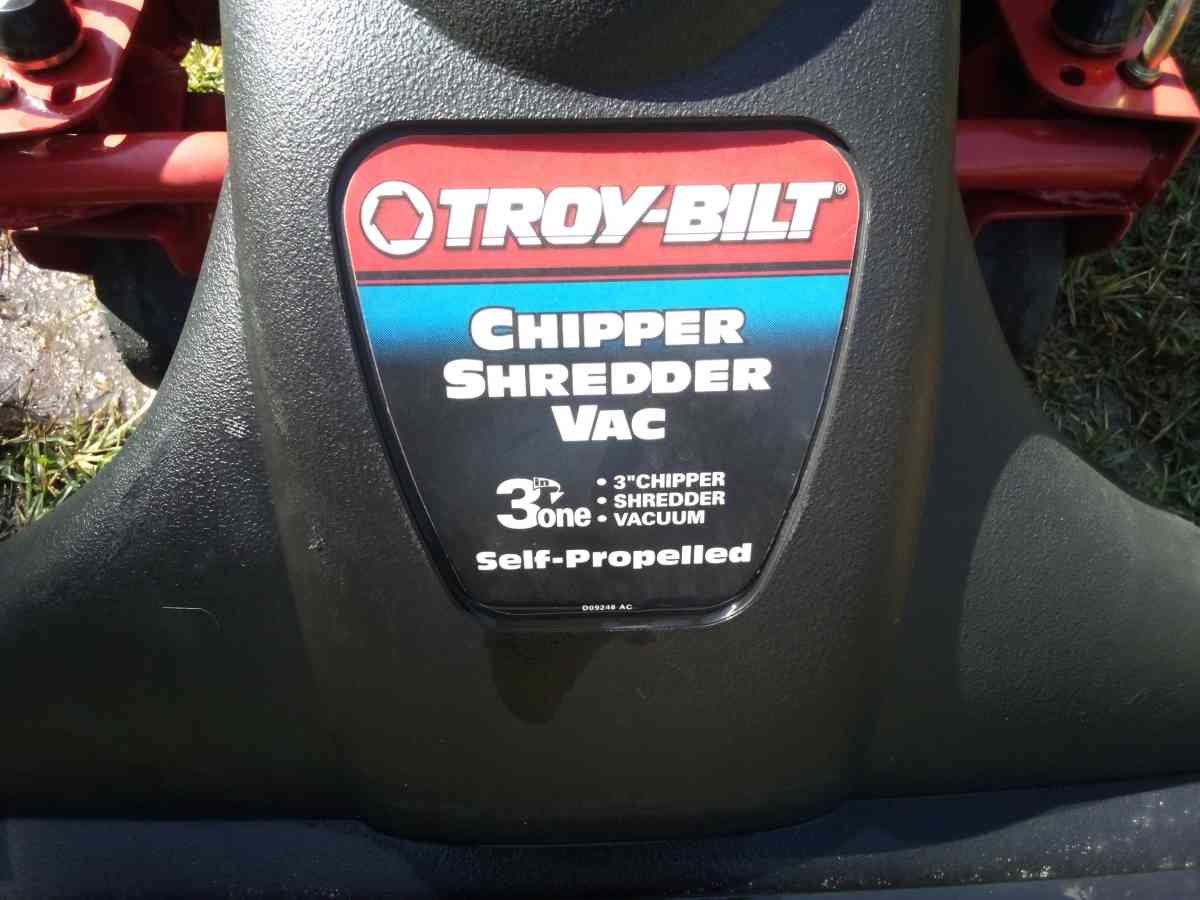 troy bilt 3 in 1 vacuum chipper and shreddar