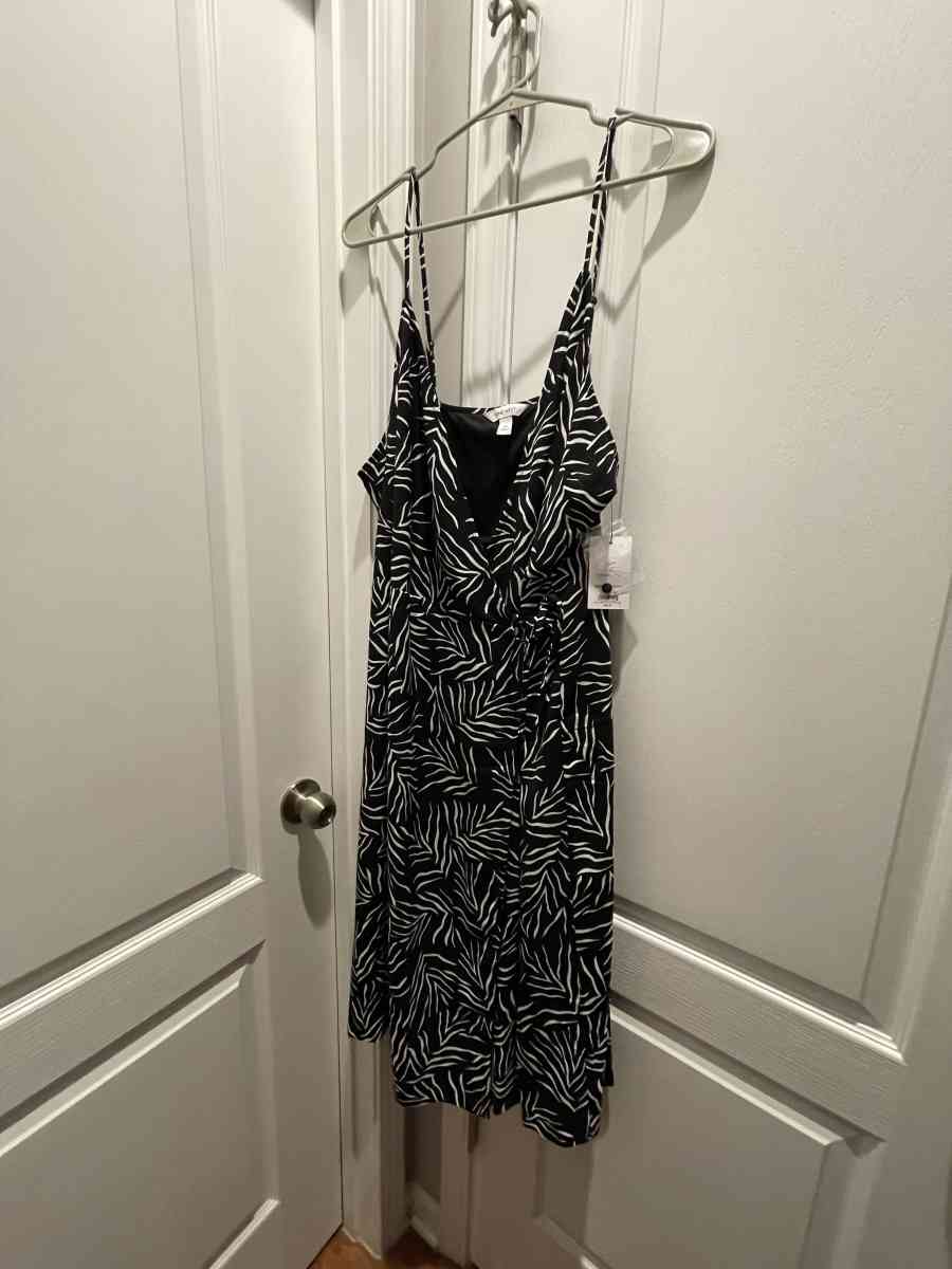 Nine West wrap dress XL NEW with tags
