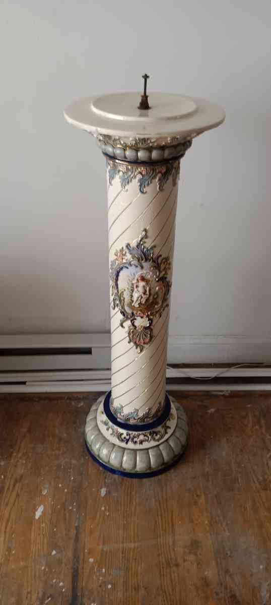 Vintage Italian ceramic pedestal