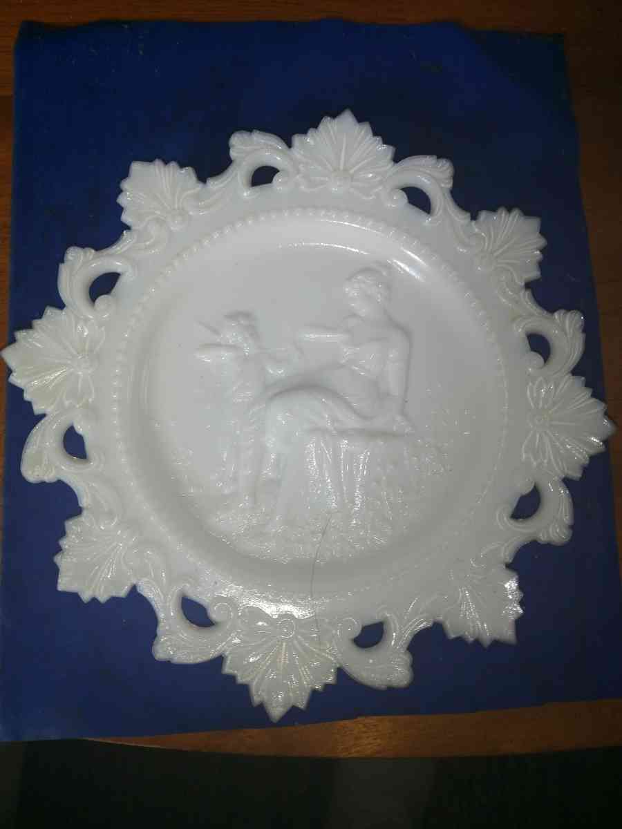 Westmoreland Cupid and Payche 7 inch Milk Glass Plate