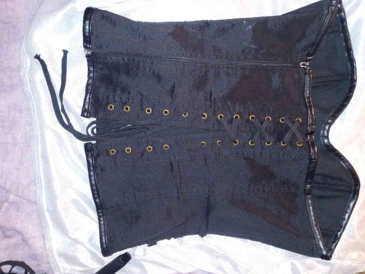 wedding dress green moto jckt black leather corset top