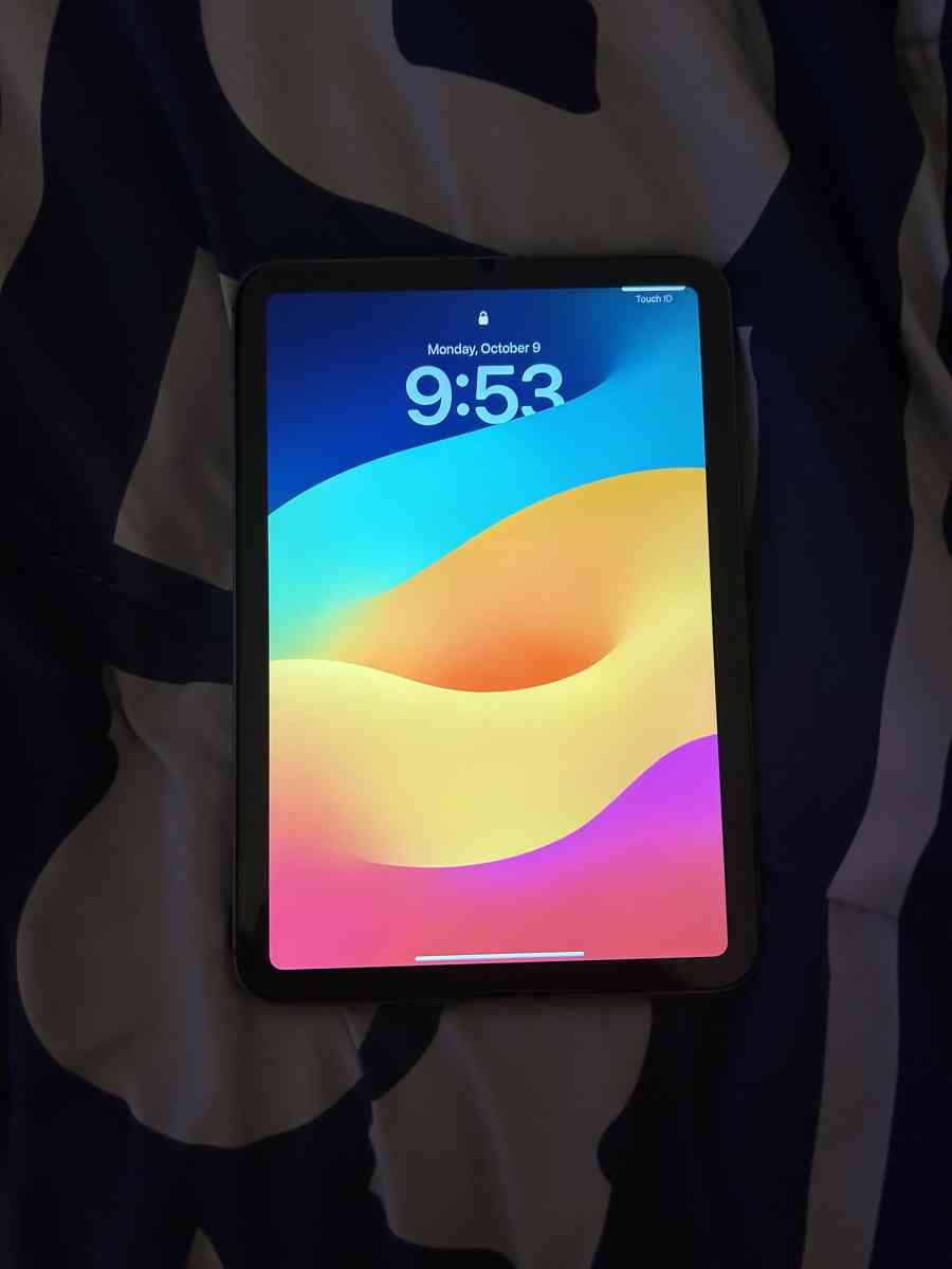 iPad mini 10 gen 256gb with keyboard