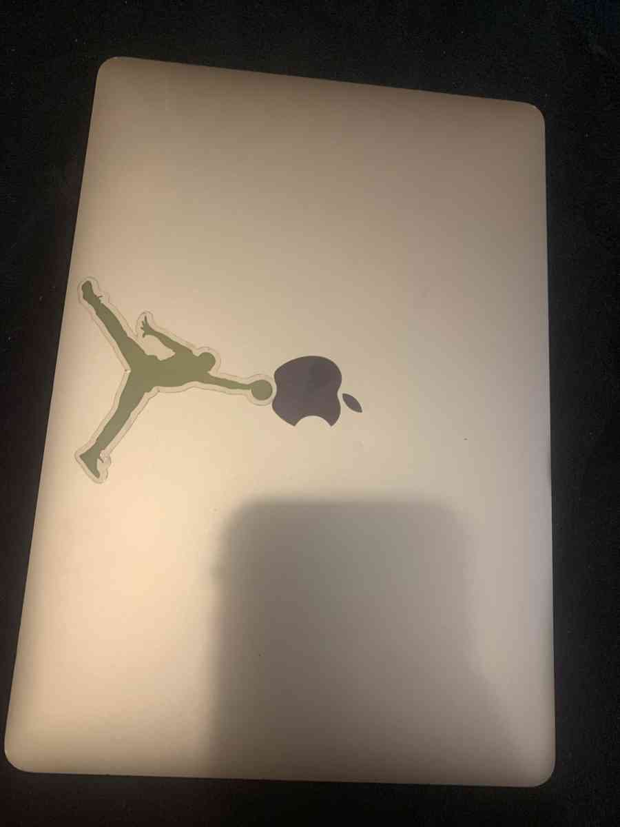 MacBook Air 13 inch Rose Gold