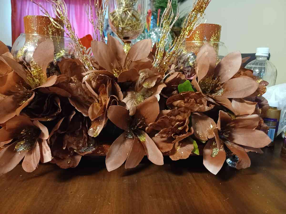 centerpieces for tables any color and candles any scent