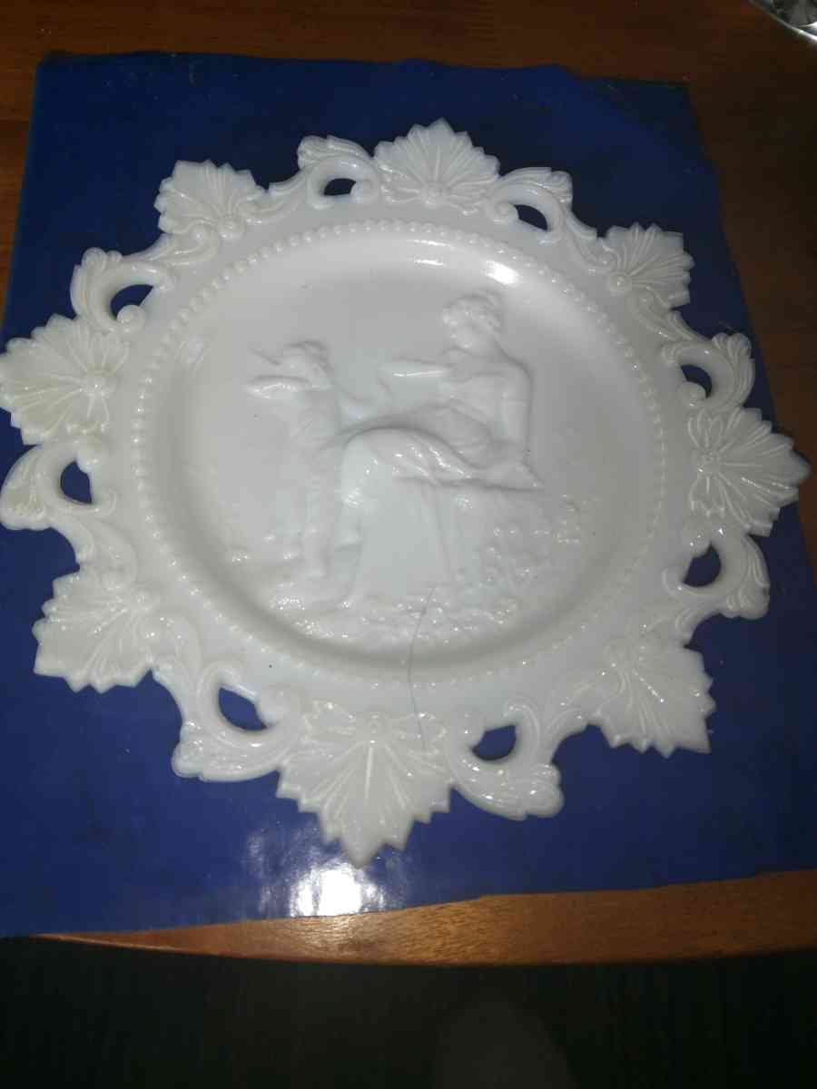 Westmoreland Cupid and Payche 7 inch Milk Glass Plate