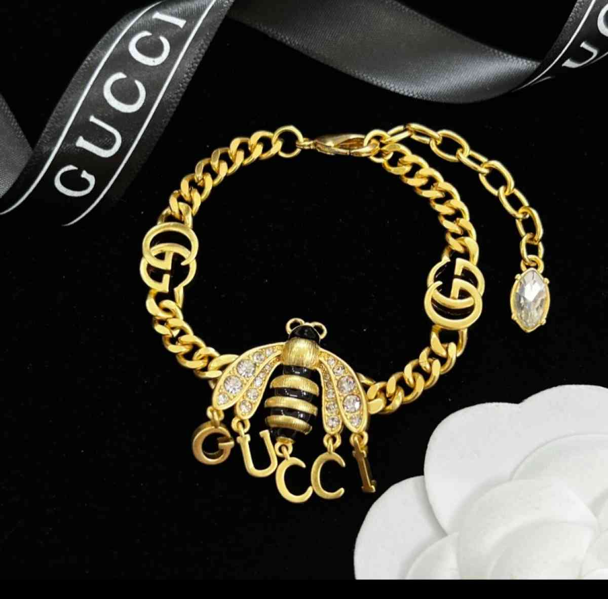 Gucci bee set jewelry