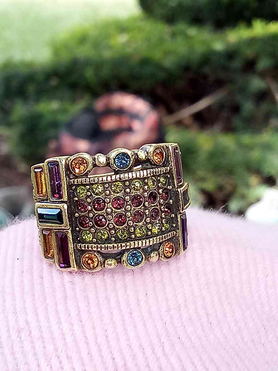 Heidi Daus vintage ring
