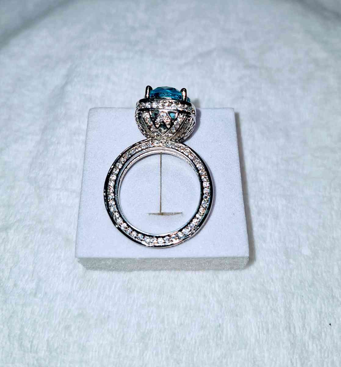 blue Topaz ring size 6 new
