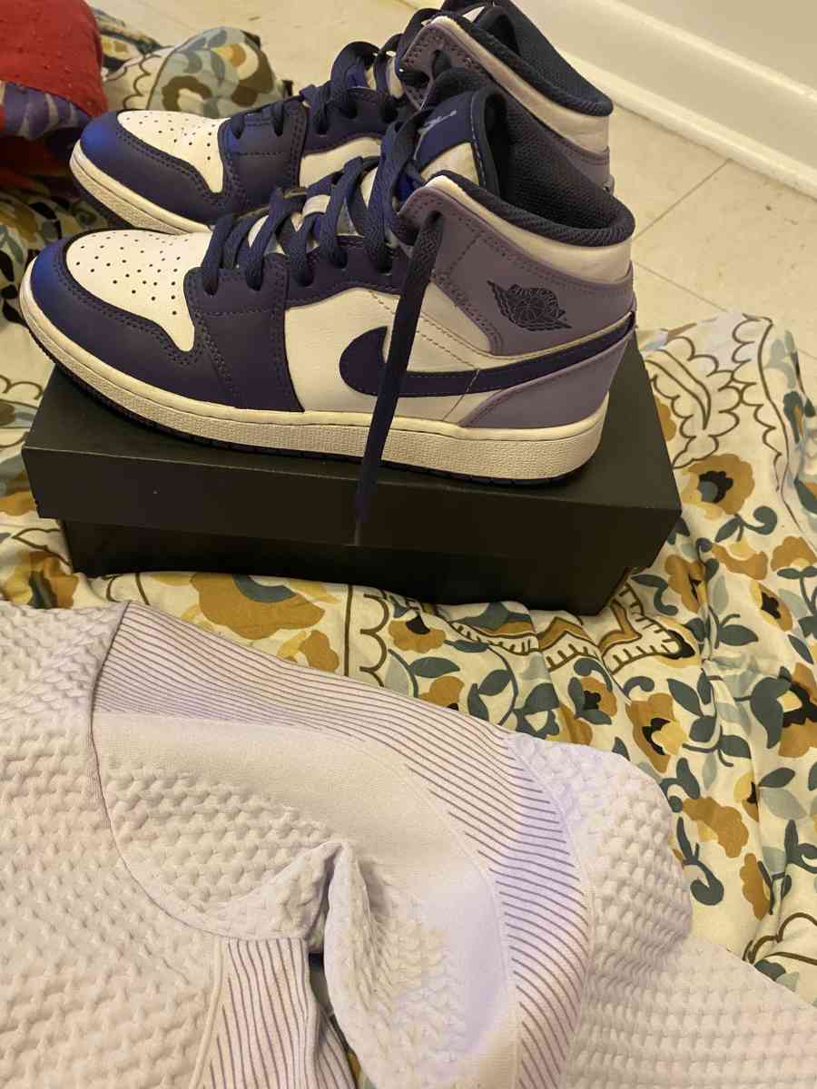 purple and white Jordan 1