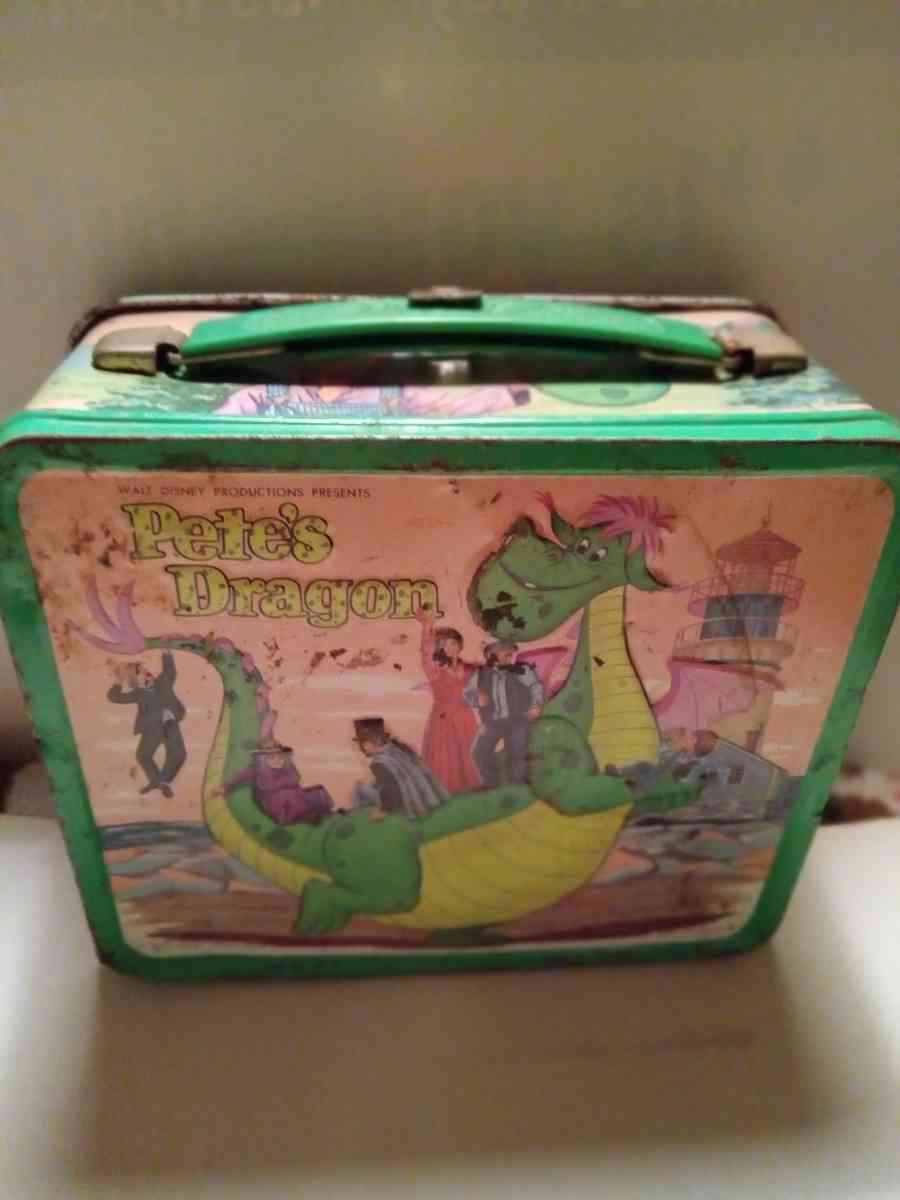 Walt Disney Petes dragon metal lunchbox