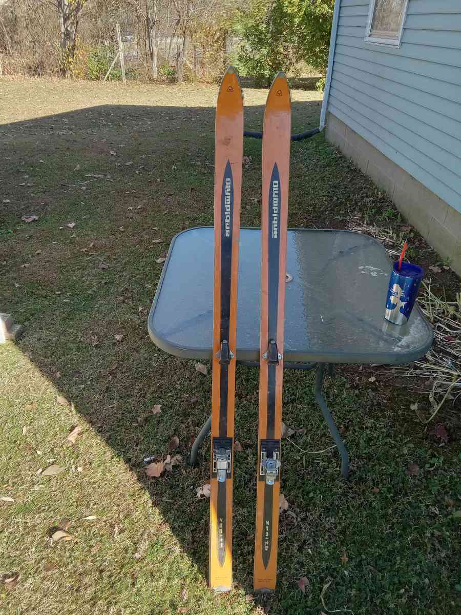 olmypique  zenith skis