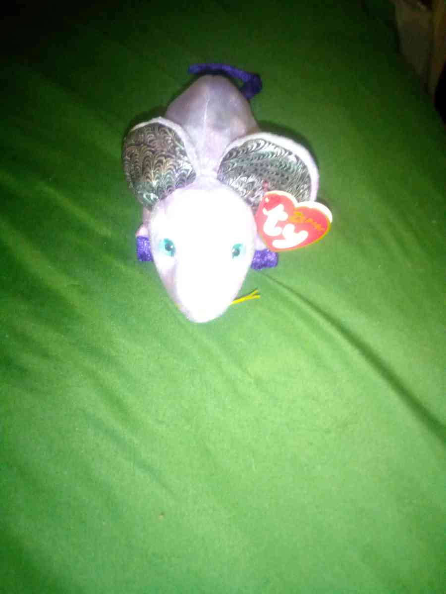 2000 Ty beanie babies zodiac rat mint selling collection off